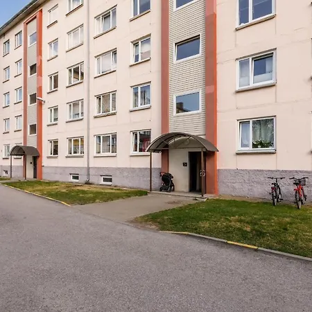 Apartment A. H. Tammsaare Puiestee Apartement *